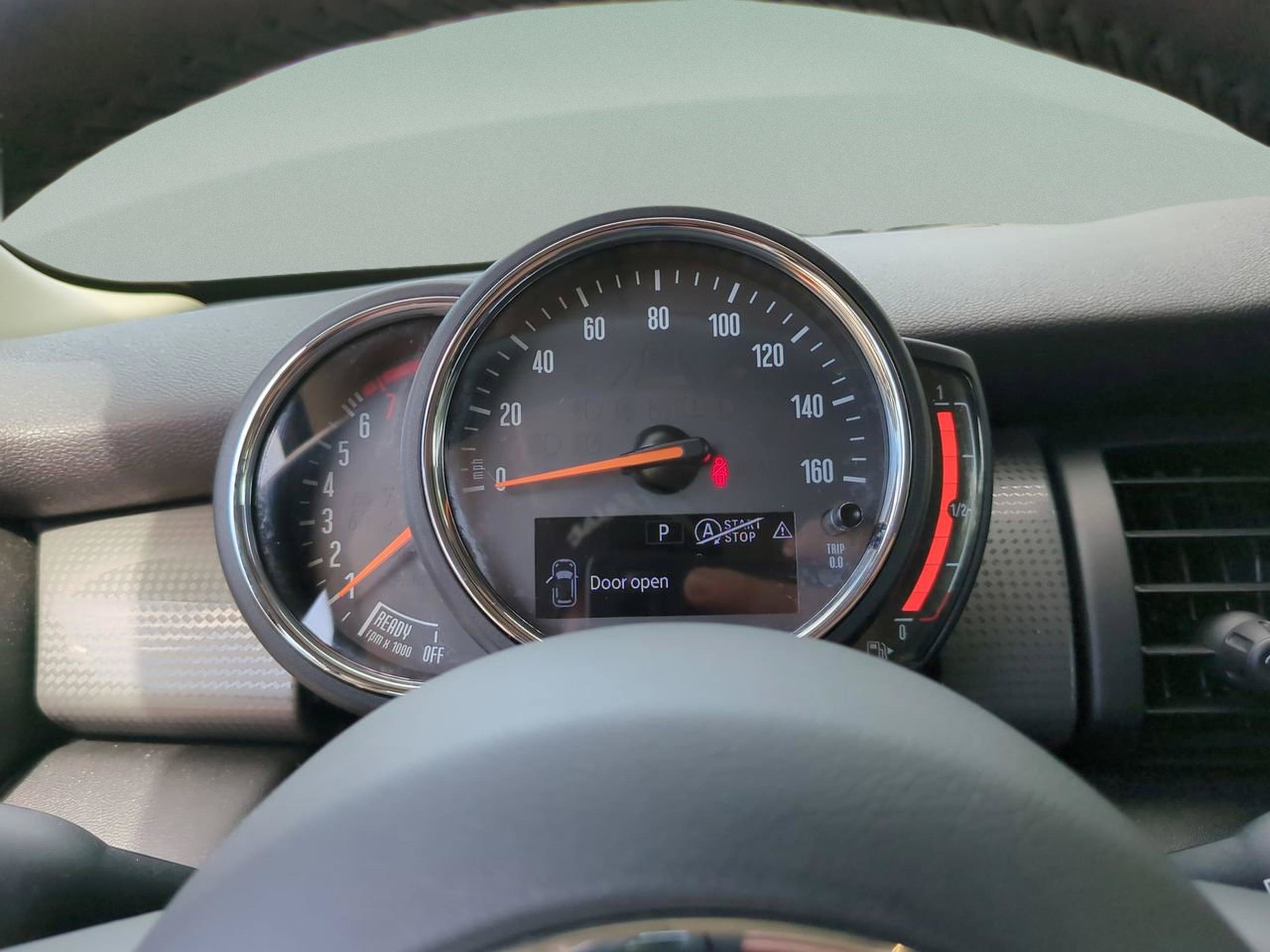 Used 2021 MINI Cooper 2-Door Hardtop FWD image 12