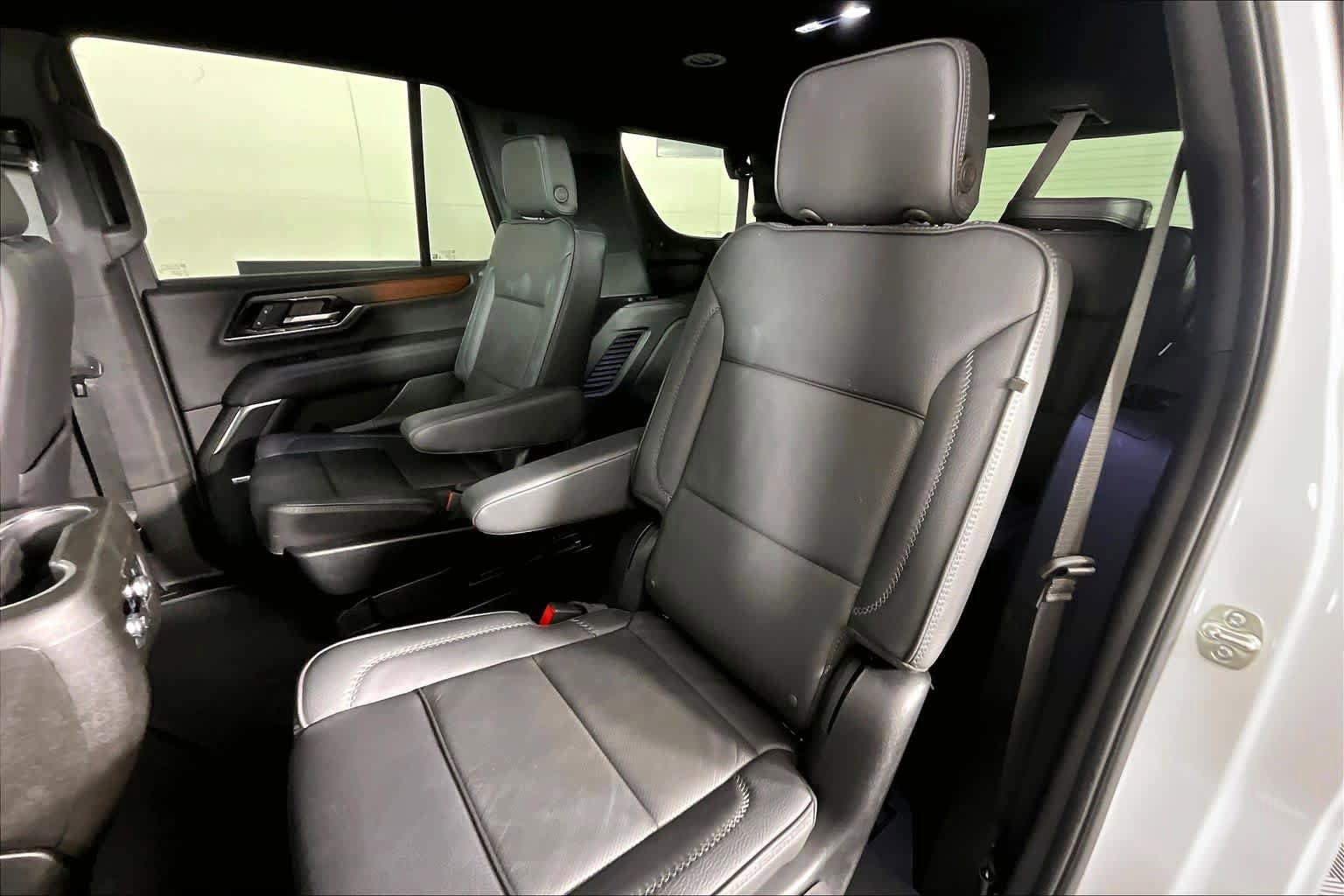 Certified 2025 GMC Yukon Denali AWD/4WD image 19