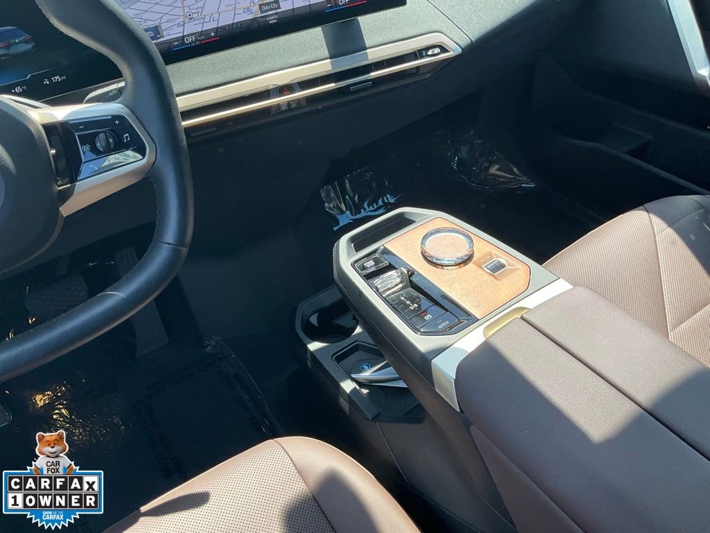 Used 2023 BMW iX xDrive50 w/ Premium Package image 42