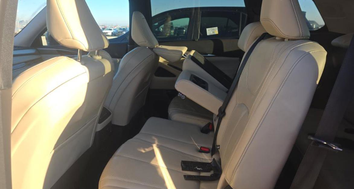 Used 2023 INFINITI QX60 Luxe w/ Cargo Package image 12