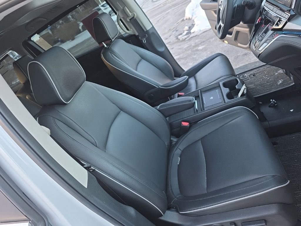 Certified 2025 Honda Odyssey Touring image 26