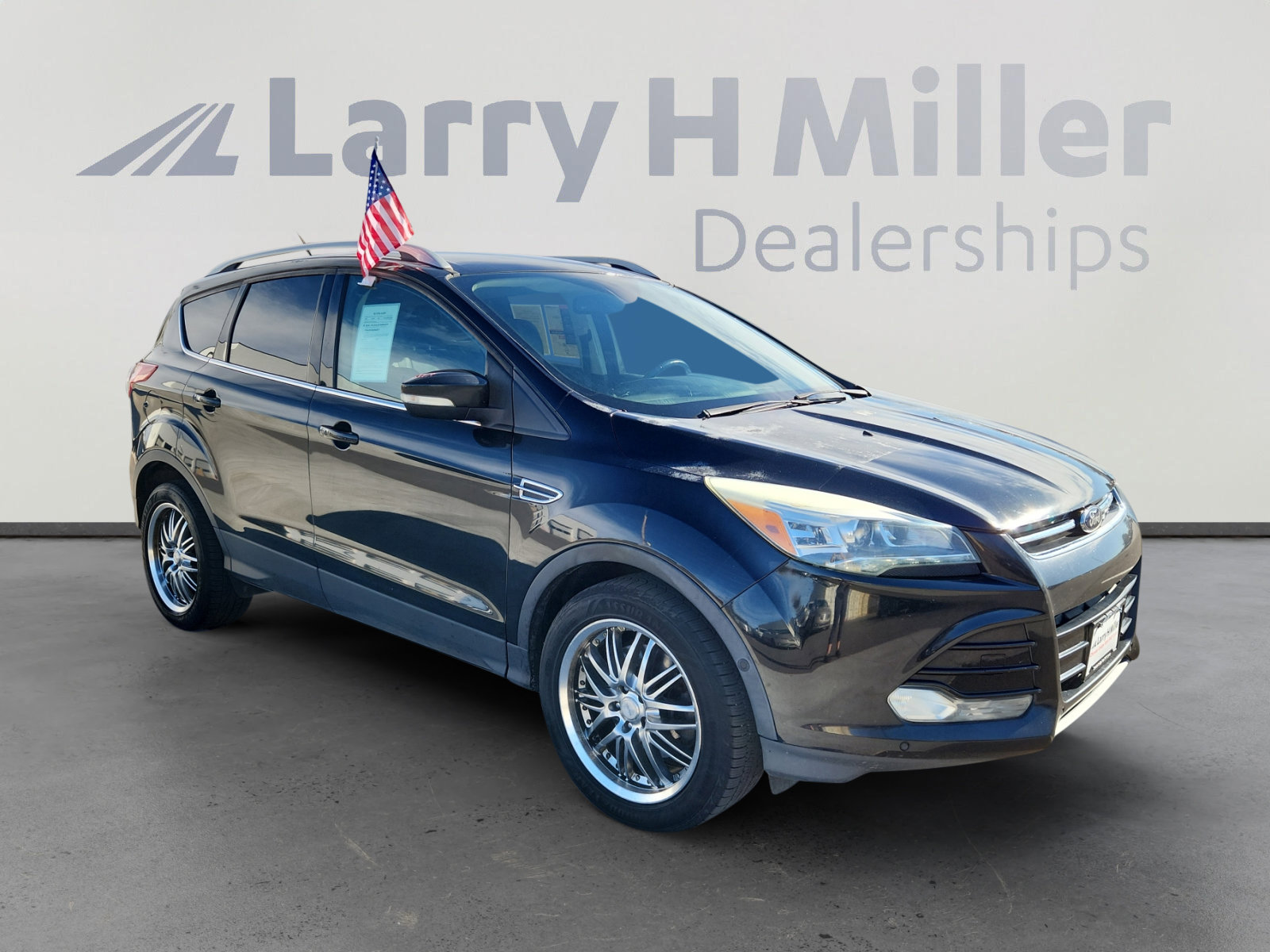 Used 2014 Ford Escape Titanium w/ Equipment Group 401A image 7