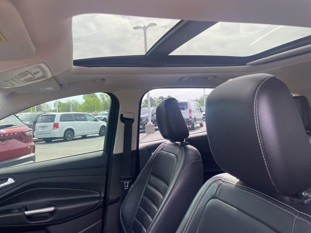 Used 2018 Ford Escape SEL AWD/4WD image 12