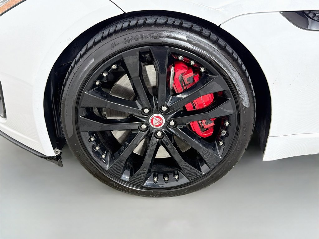 Used 2020 Jaguar F-TYPE R-Dynamic AWD/4WD image 29