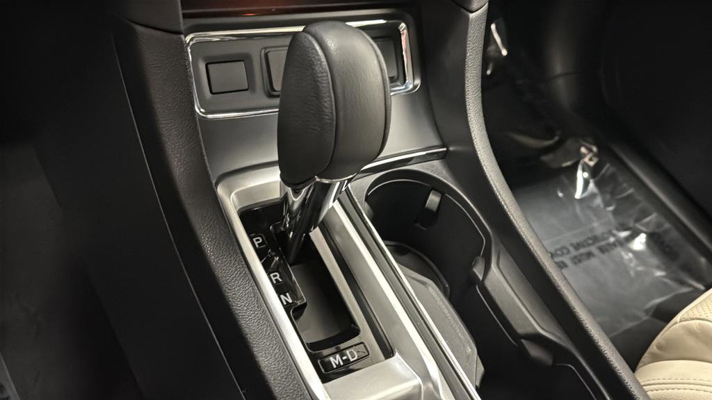 Used 2023 Subaru Ascent Limited image 18