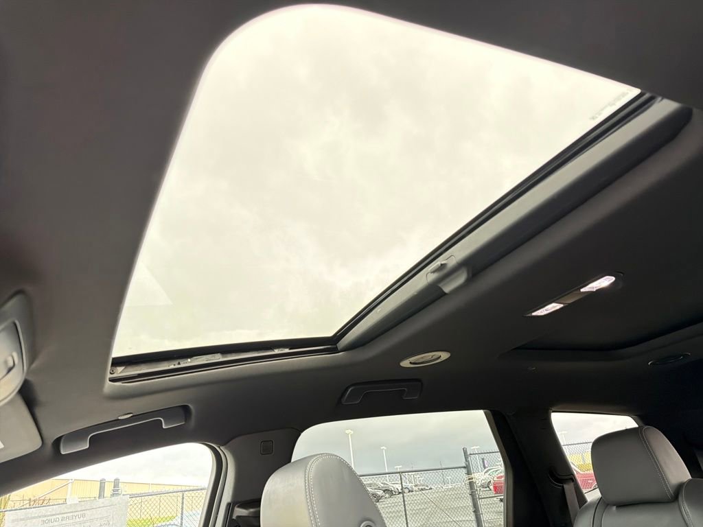 Used 2024 Buick Enclave Essence w/ Experience Buick Package image 23