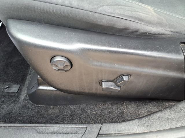 Used 2014 Jeep Grand Cherokee Laredo w/ 18" Wheel & 8.4" Radio Group image 12