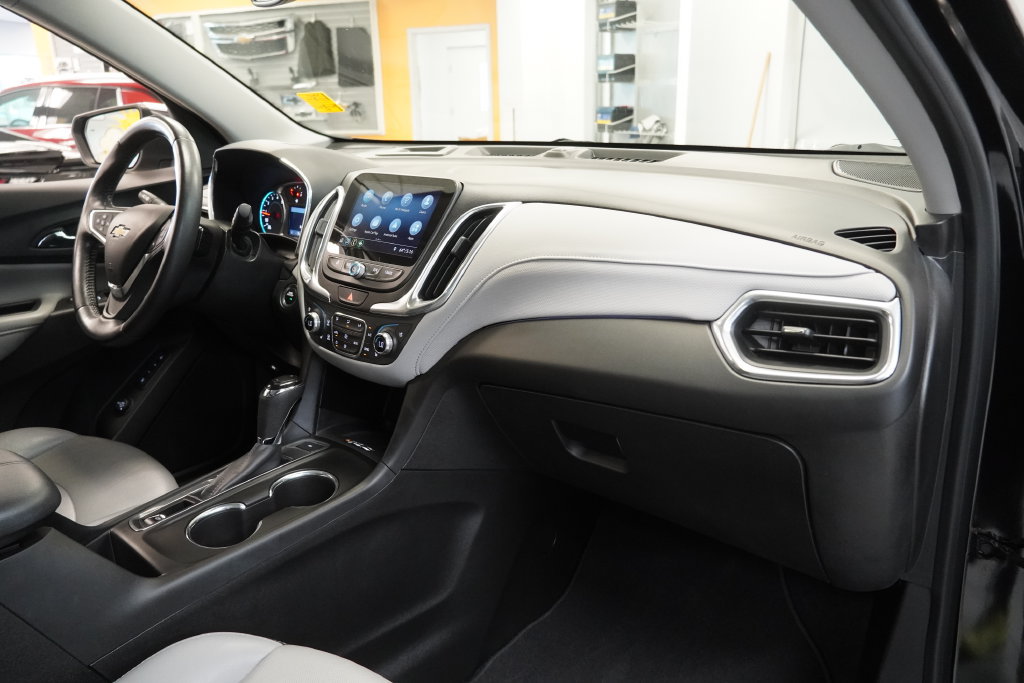 Used 2020 Chevrolet Equinox Premier AWD/4WD image 39