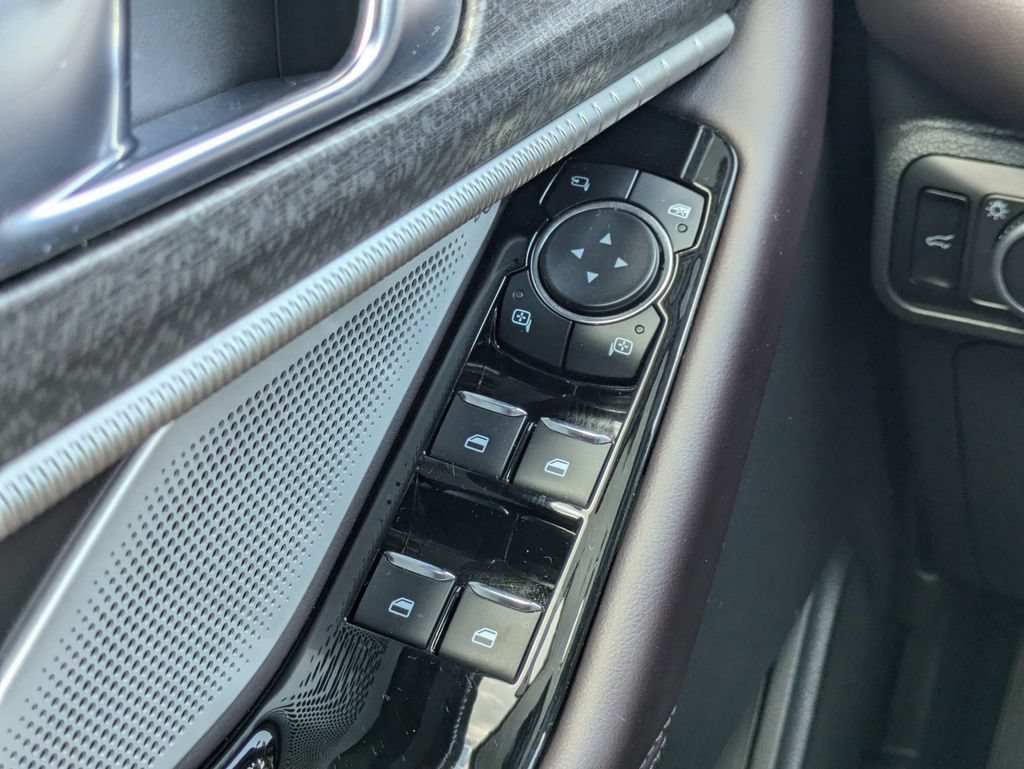 Certified 2026 Ford Explorer Platinum RWD image 26