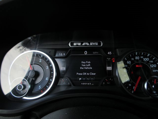 Used 2022 RAM 1500 Laramie w/ Off Road Group image 16