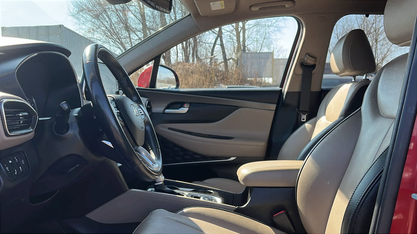 Used 2019 Hyundai Santa Fe AWD image 10