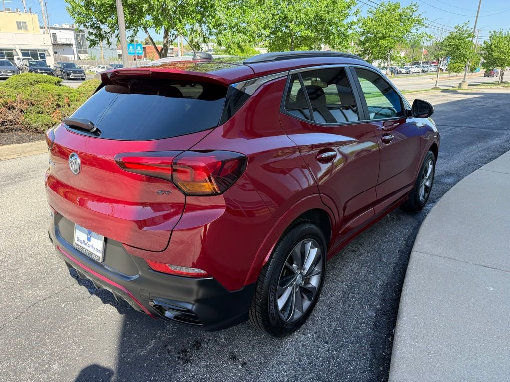 Used 2020 Buick Encore GX Select w/ Sport Touring Package FWD image 11