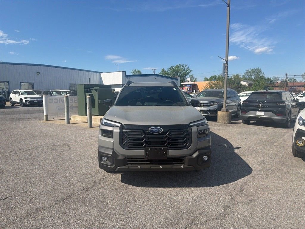 Used 2026 Subaru Outback Premium image 2