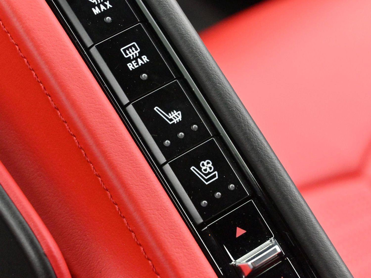 Used 2025 Chevrolet Corvette Z06 w/ Battery Protection Package image 18