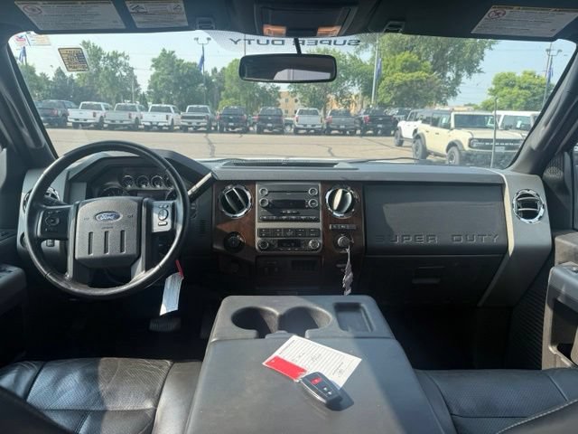 Used 2011 Ford F250 Lariat w/ Lariat Interior Pkg AWD/4WD image 2