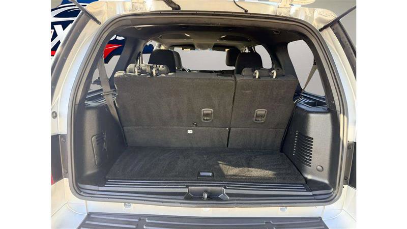 Used 2017 Ford Expedition XLT image 17