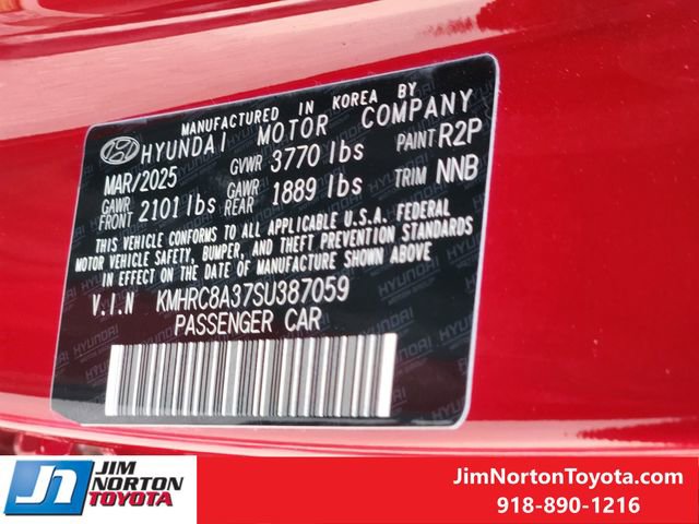 Used 2025 Hyundai Venue SEL image 32