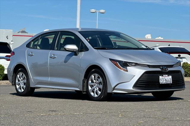 Certified 2025 Toyota Corolla LE image 5