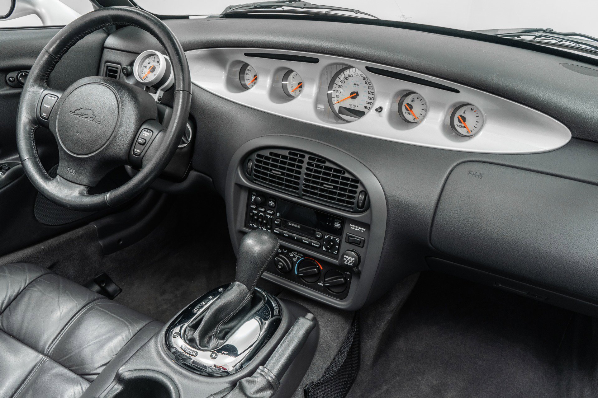 Used 2000 Plymouth Prowler image 25