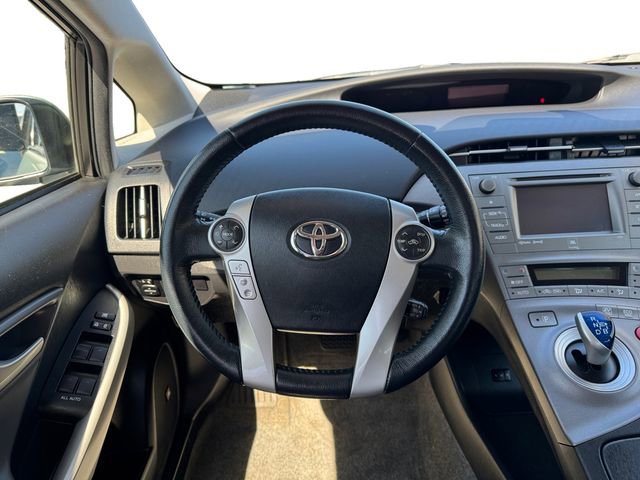 Used 2015 Toyota Prius Four FWD image 13