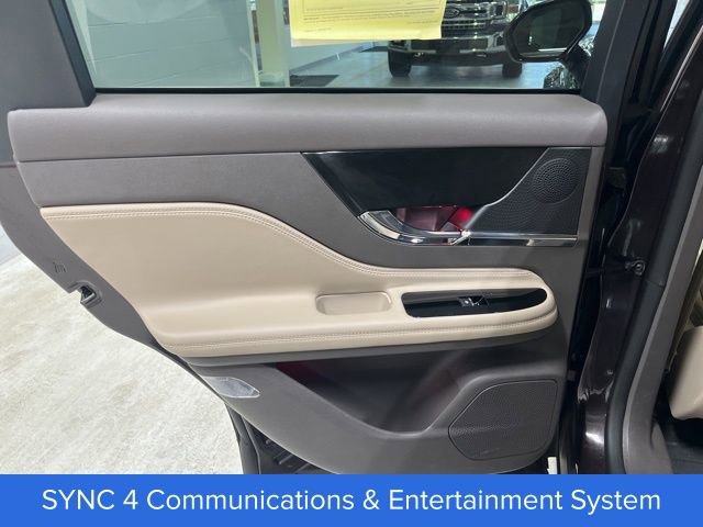 Used 2023 Lincoln Corsair Reserve w/ Equipment Group 201A image 39