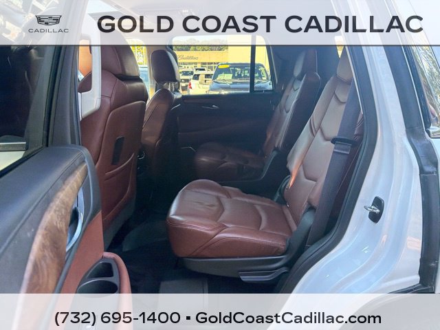 Used 2016 Cadillac Escalade Premium AWD/4WD image 16