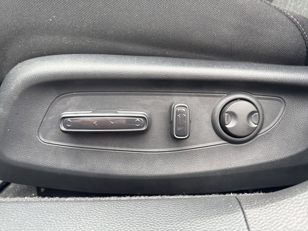 Used 2025 Honda Accord Sport image 15