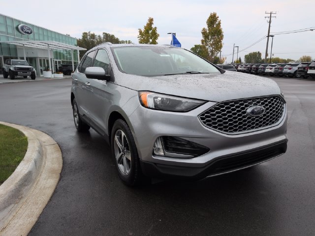 Certified 2024 Ford Edge SEL w/ Convenience Package AWD/4WD image 7