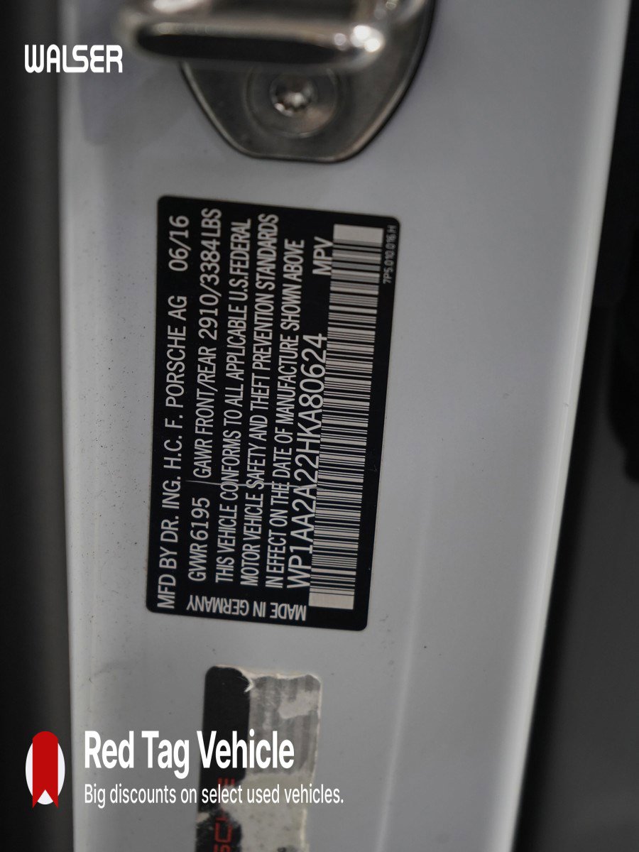 Used 2017 Porsche Cayenne Platinum Edition image 31