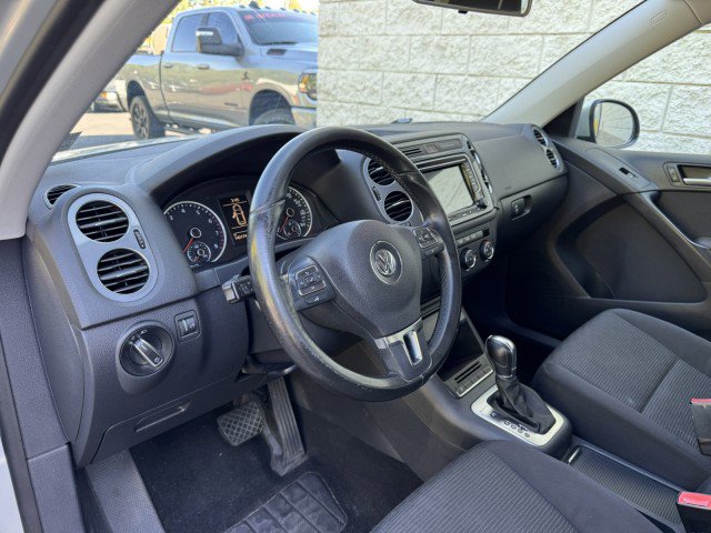 Used 2014 Volkswagen Tiguan S AWD/4WD image 6