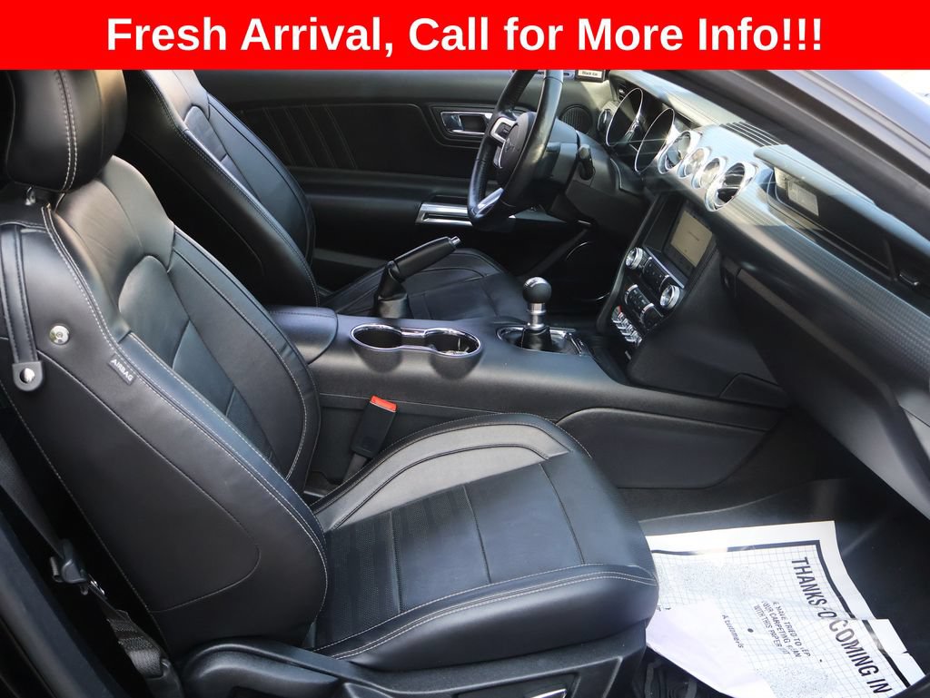 Used 2017 Ford Mustang GT Premium w/ GT Performance Package RWD image 10
