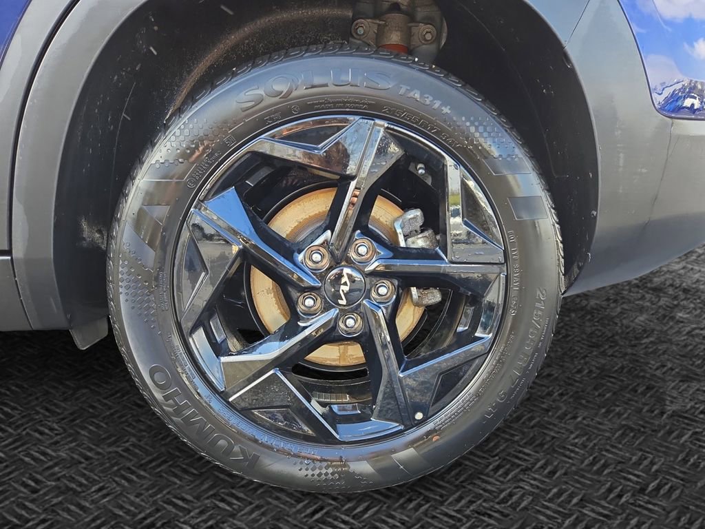 Certified 2026 Kia Seltos EX w/ EX Sunroof Package image 8