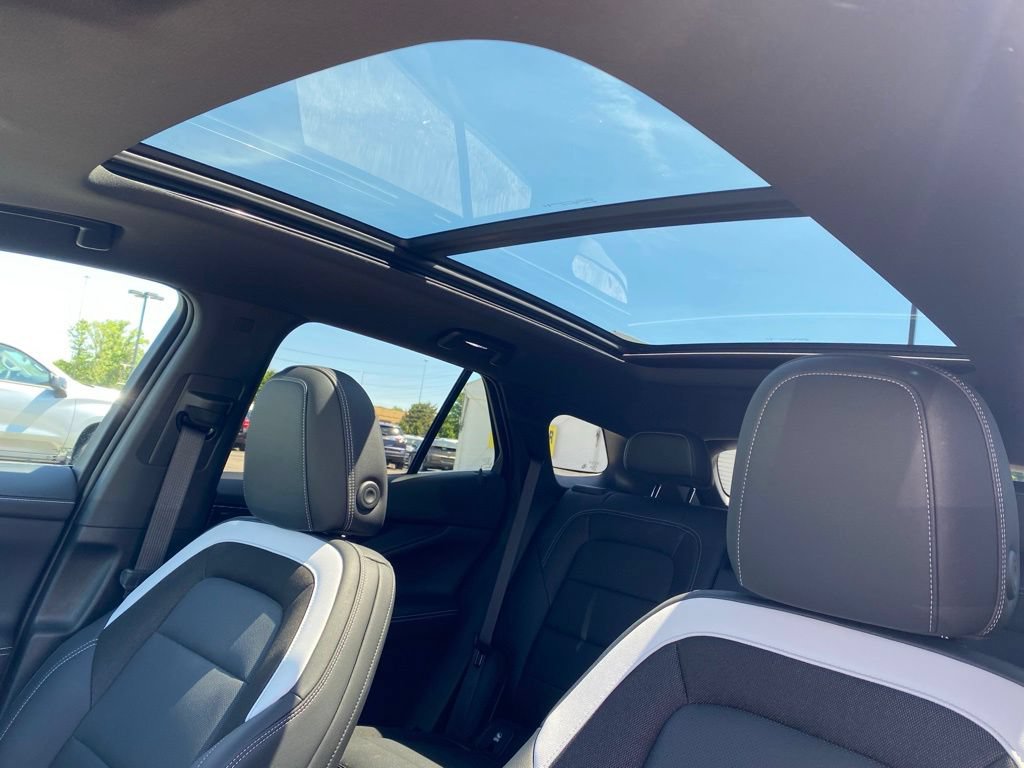 New 2026 Chevrolet Blazer EV LT AWD/4WD image 13
