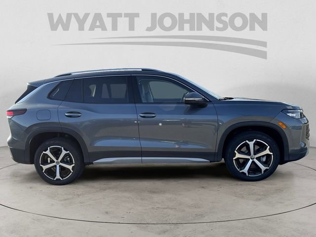 New 2025 Volkswagen Tiguan SE image 6