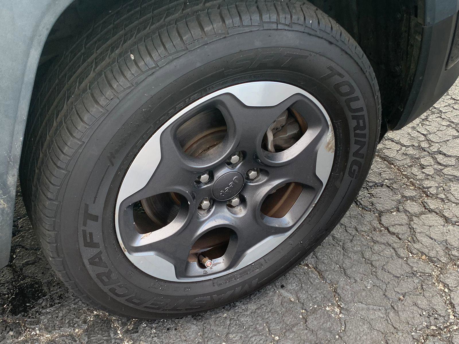 Used 2021 Jeep Renegade Sport image 9