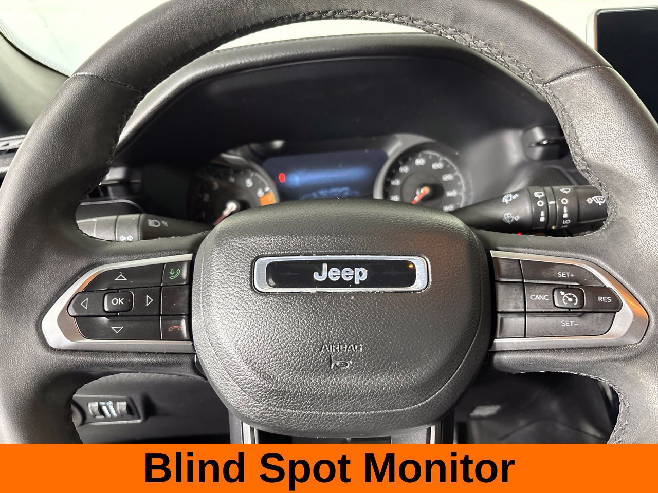 Used 2023 Jeep Compass Latitude AWD/4WD image 14