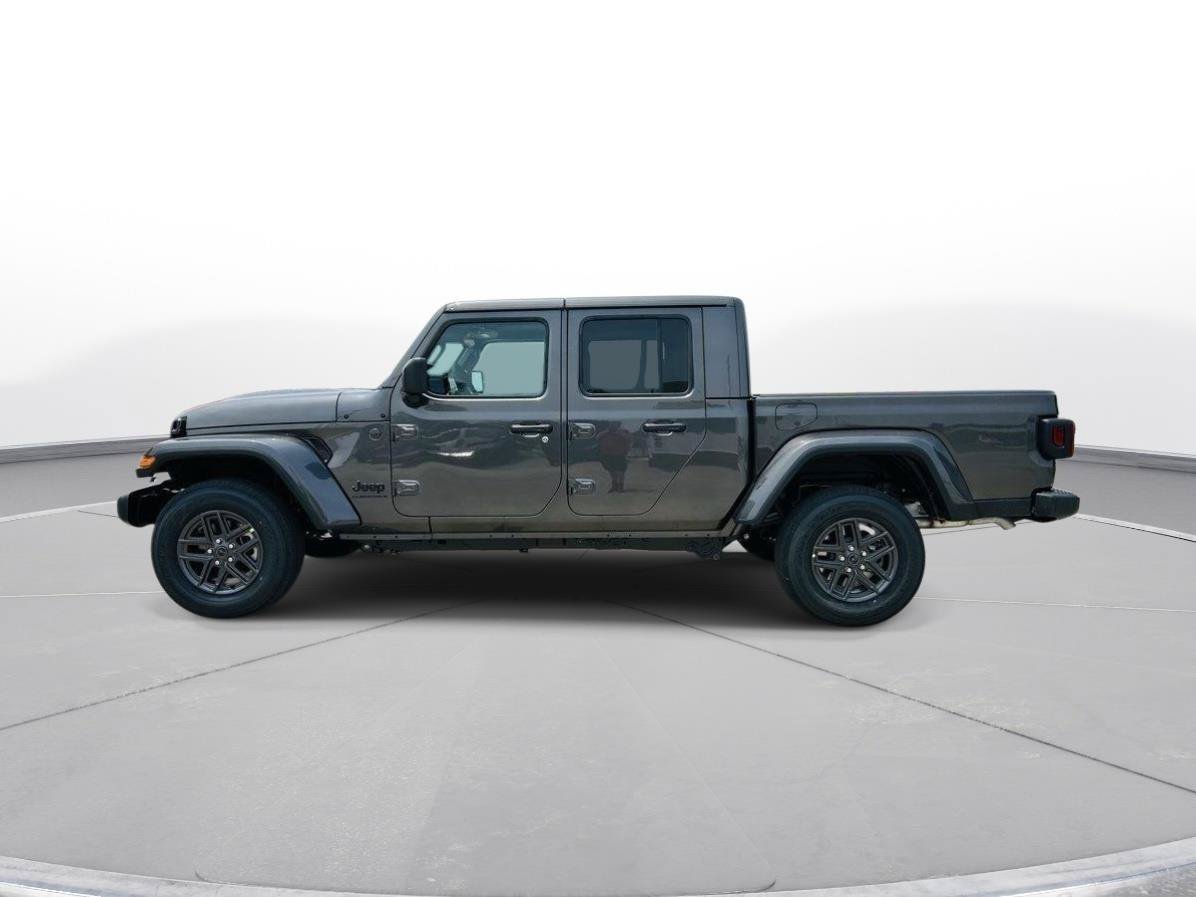 New 2025 Jeep Gladiator Sport AWD/4WD image 34