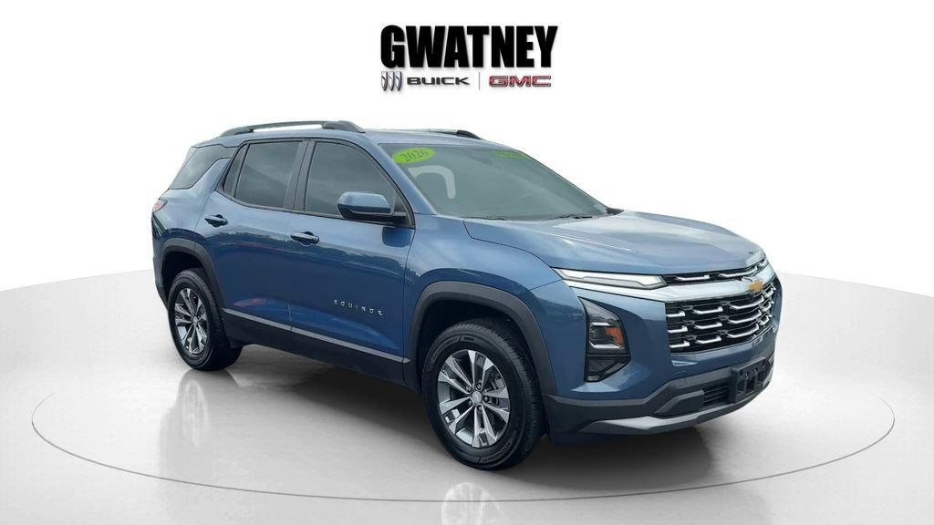 Used 2026 Chevrolet Equinox LT FWD image 1