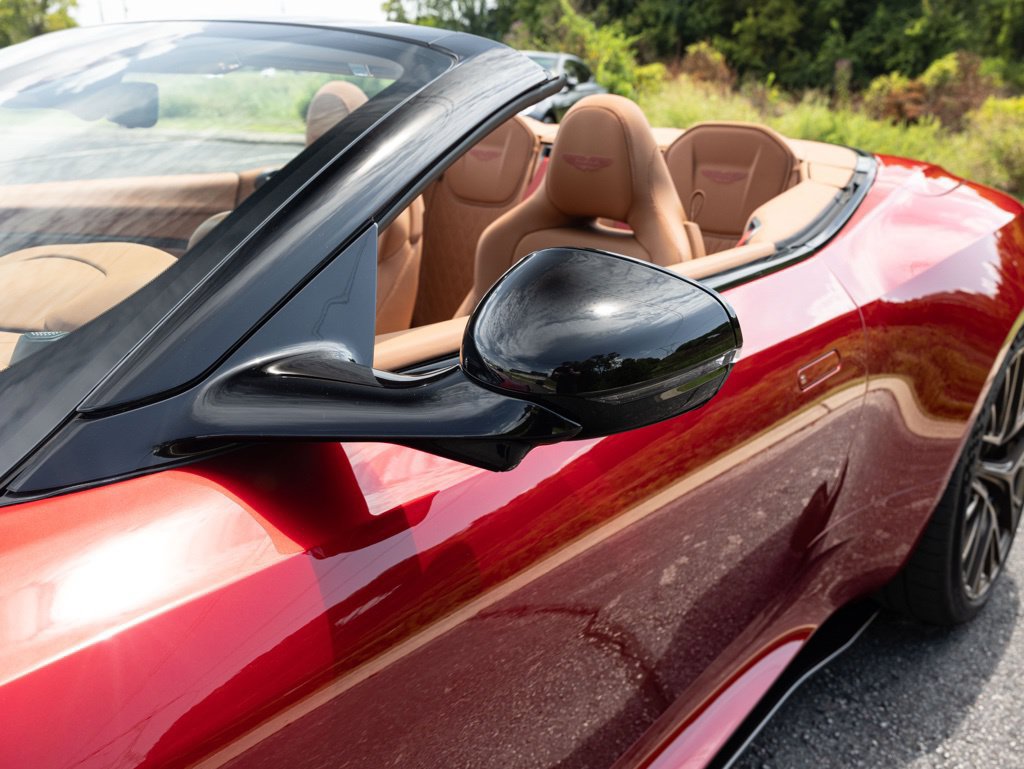 Used 2025 Aston Martin DB12 Convertible RWD image 16