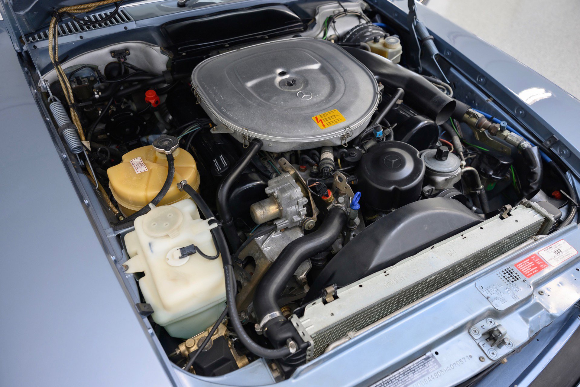 Used 1987 Mercedes-Benz 560 SL image 8