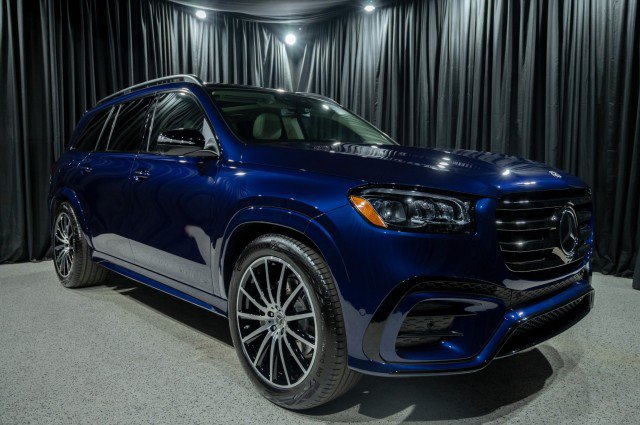 New 2026 Mercedes-Benz GLS 450 4MATIC image 3