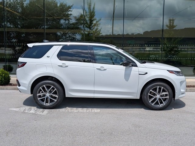Certified 2025 Land Rover Discovery Sport S image 7