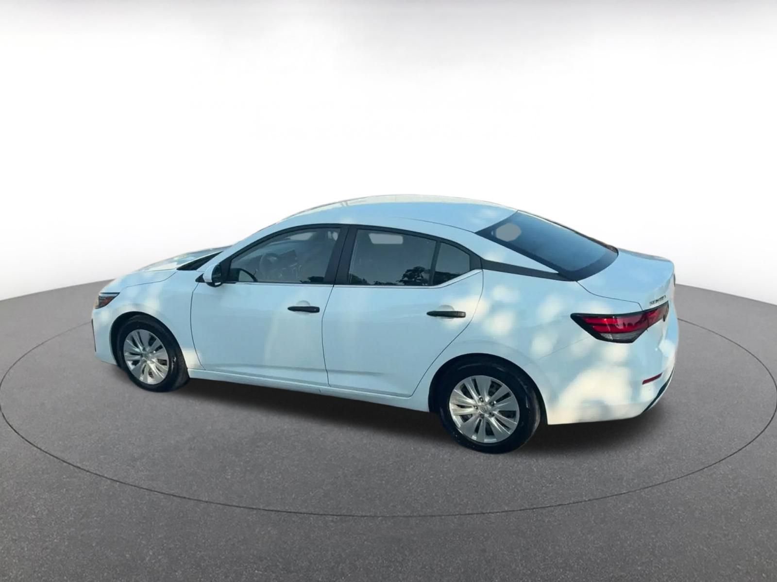 Used 2025 Nissan Sentra S FWD image 8