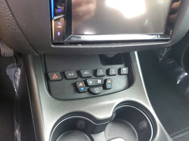 Used 2018 Dodge Journey SXT w/ Connectivity Group FWD image 29