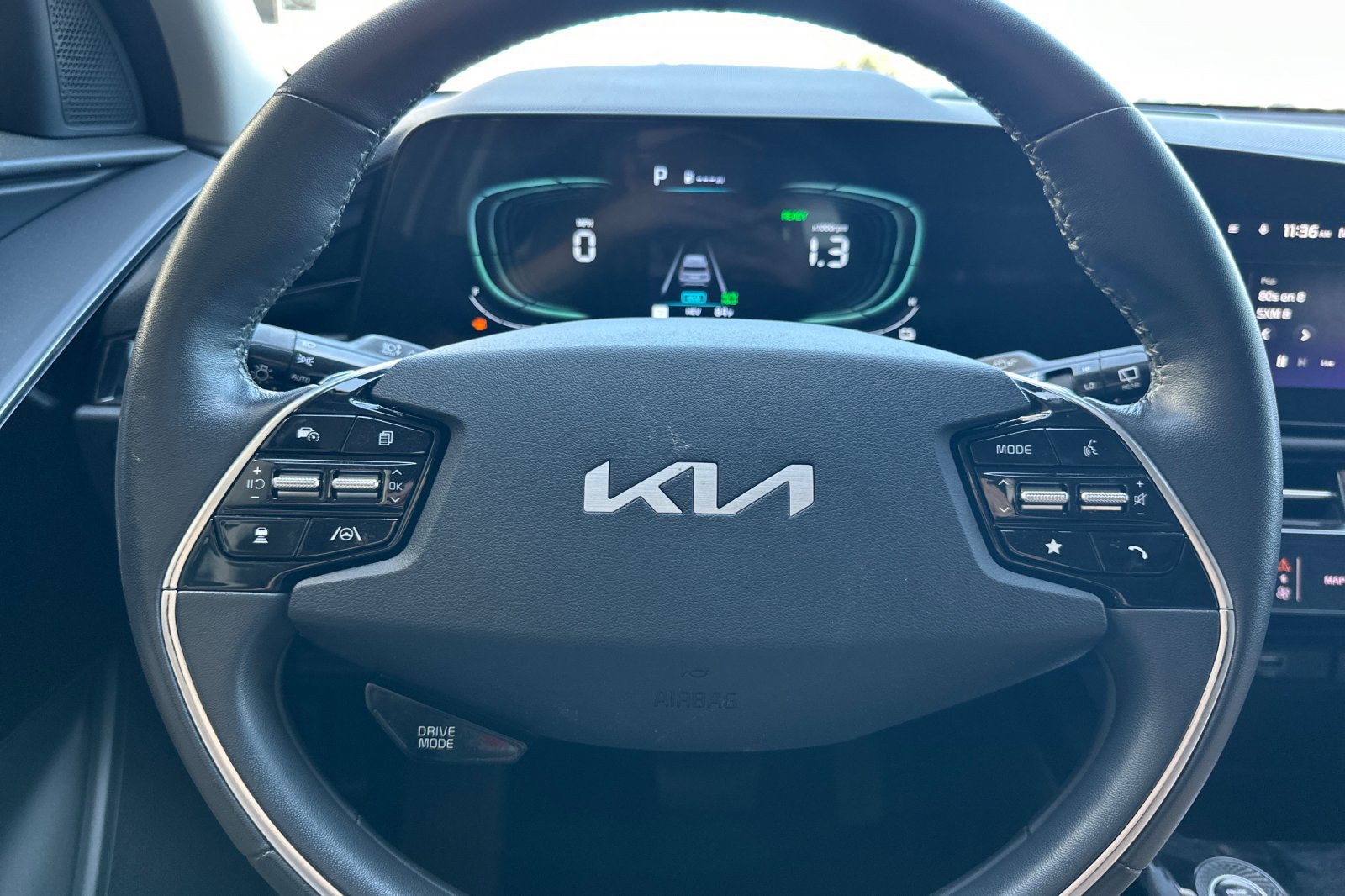 Used 2023 Kia Niro EX w/ EX Cold Weather Package FWD image 24