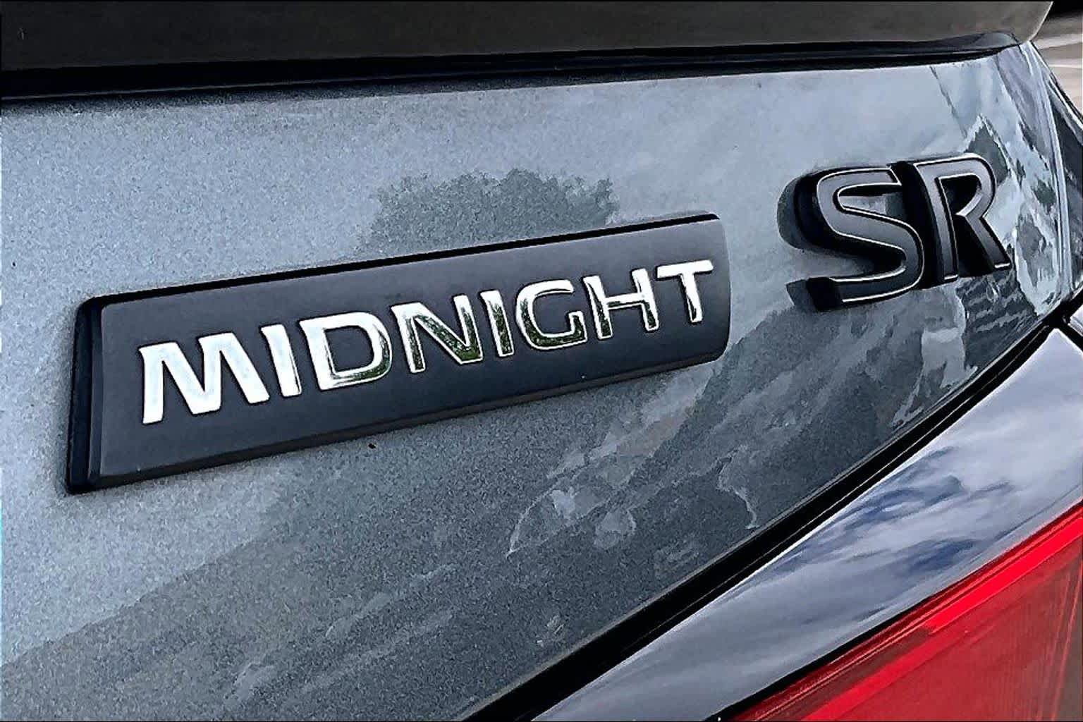 Used 2022 Nissan Altima 2.5 SR w/ Midnight Edition Package FWD image 9