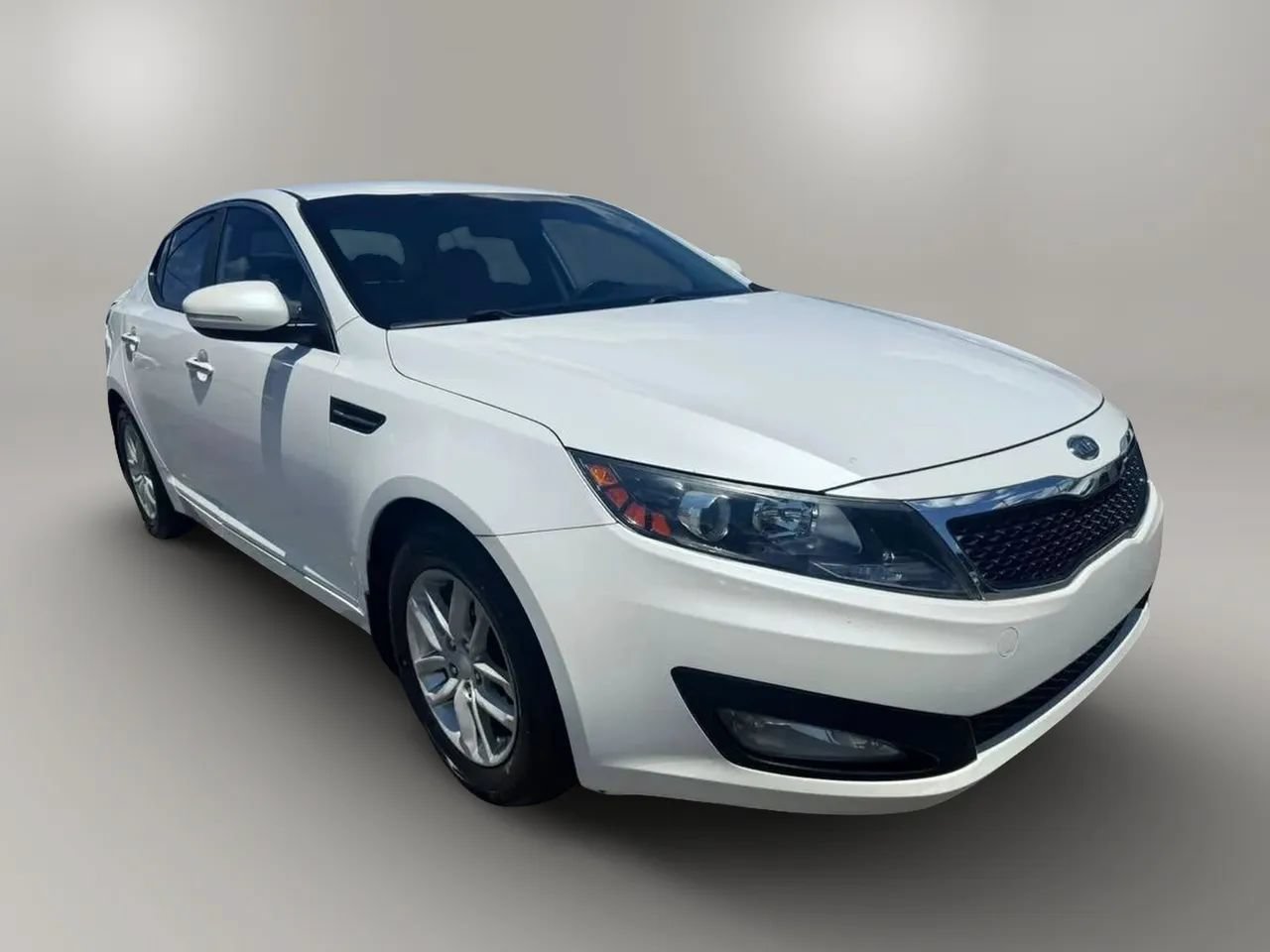 Used 2012 Kia Optima LX FWD image 9