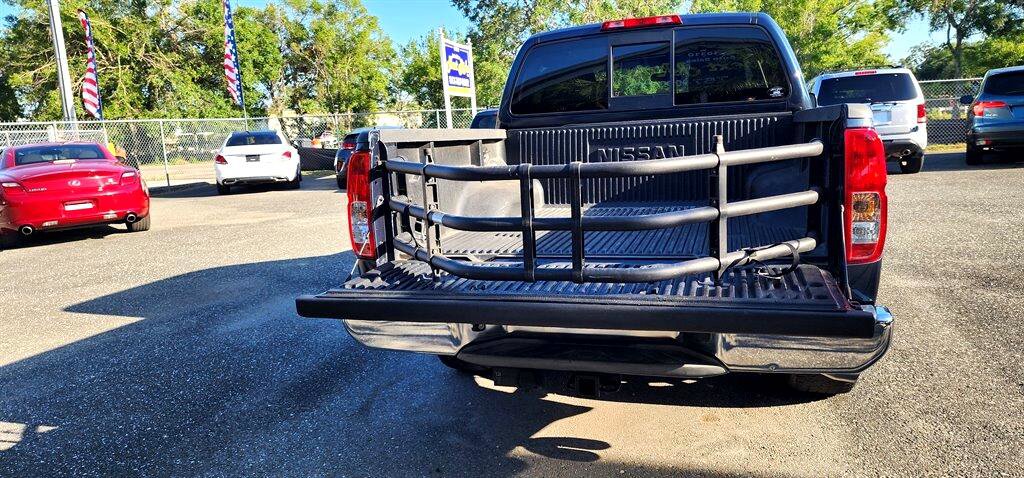Used 2017 Nissan Frontier SV image 13