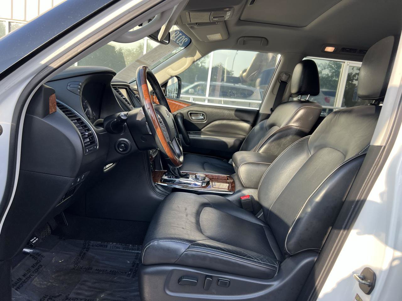 Used 2019 INFINITI QX80 Luxe w/ 22" Wheel Package AWD/4WD image 11