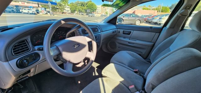 Used 2004 Ford Taurus SES FWD image 6